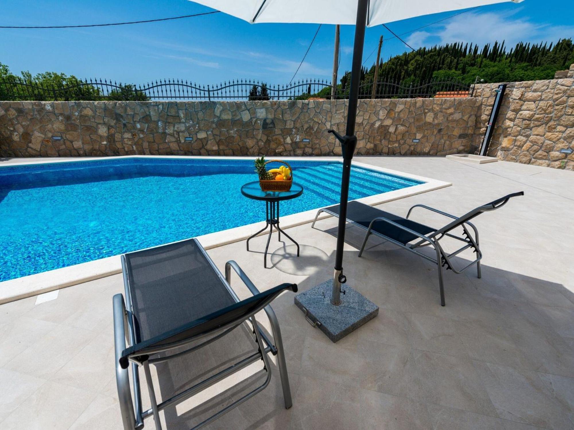 Villa Kabalero - Four-Bedroom Villa With Private Pool Gruda Exterior photo
